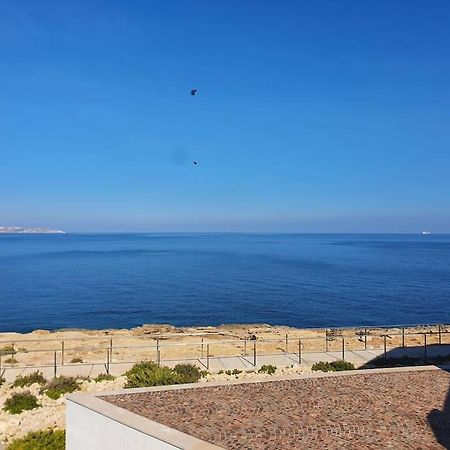 Private Room In A Modern Apartment With Pool And Sea View St. Paul's Bay Esterno foto